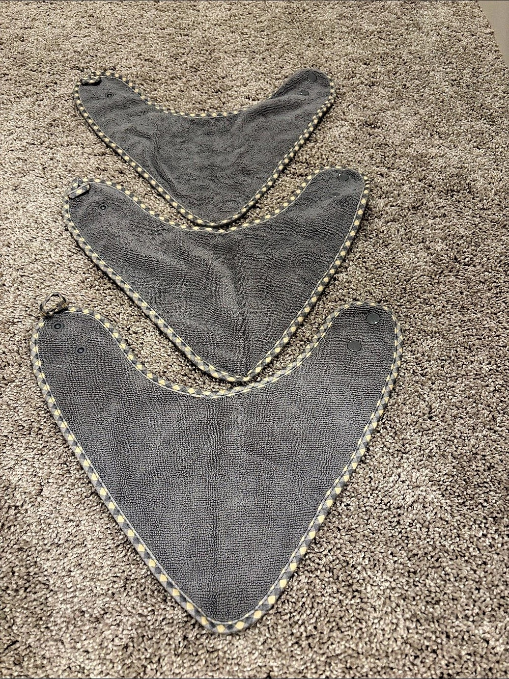 Norwex 3-Pack Gray & Yellow Bibs
